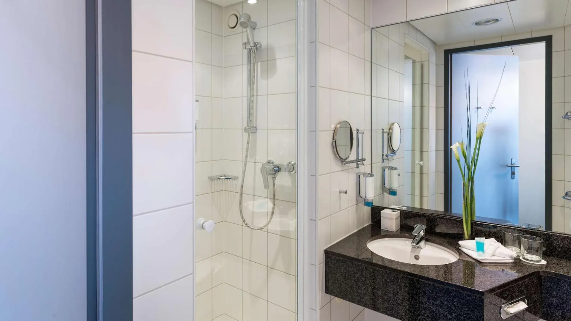 Essential By Dorint Basel City Hotel
